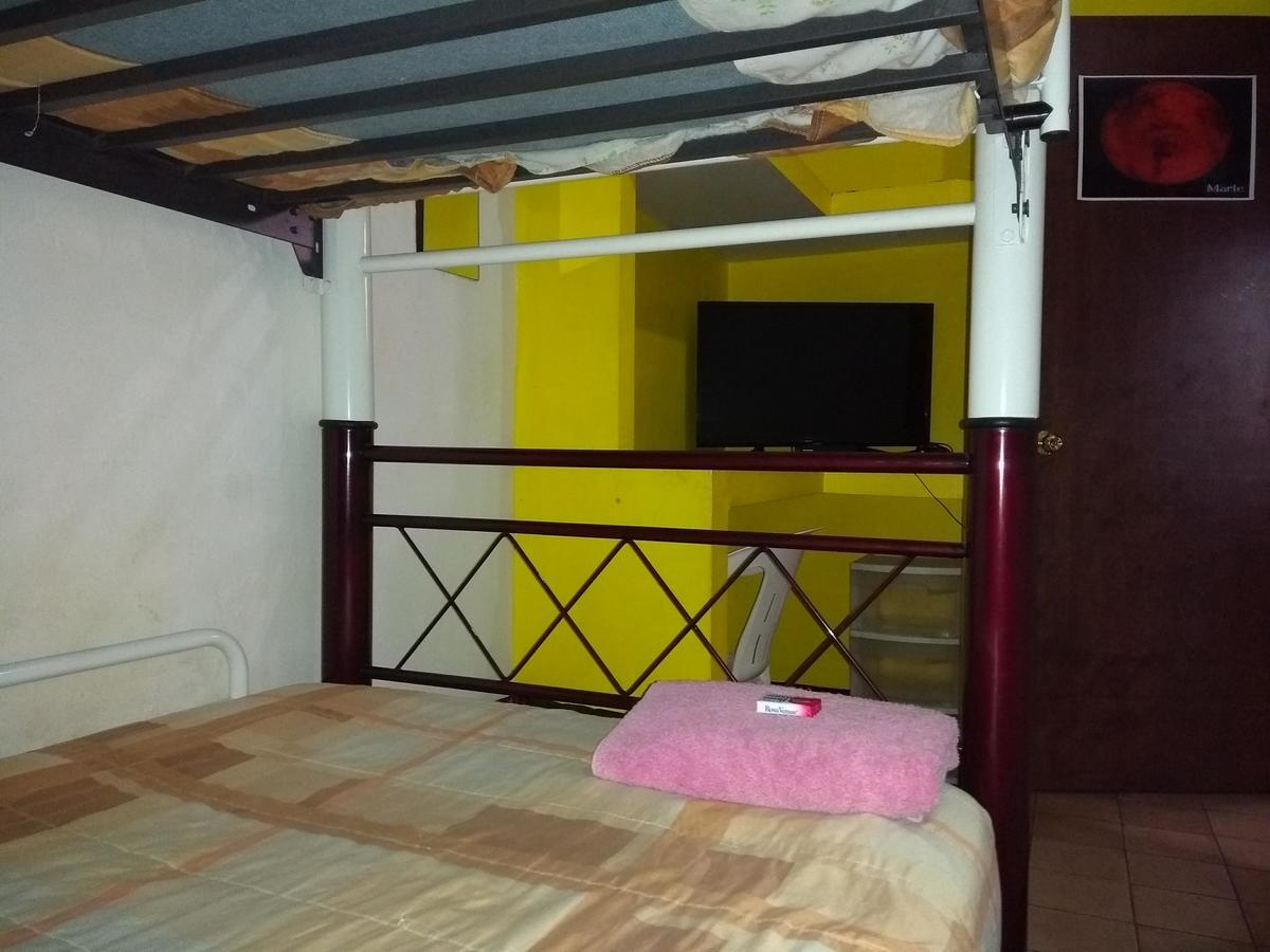 Hostal Casa Anita กัวดาลาฮารา ภายนอก รูปภาพ