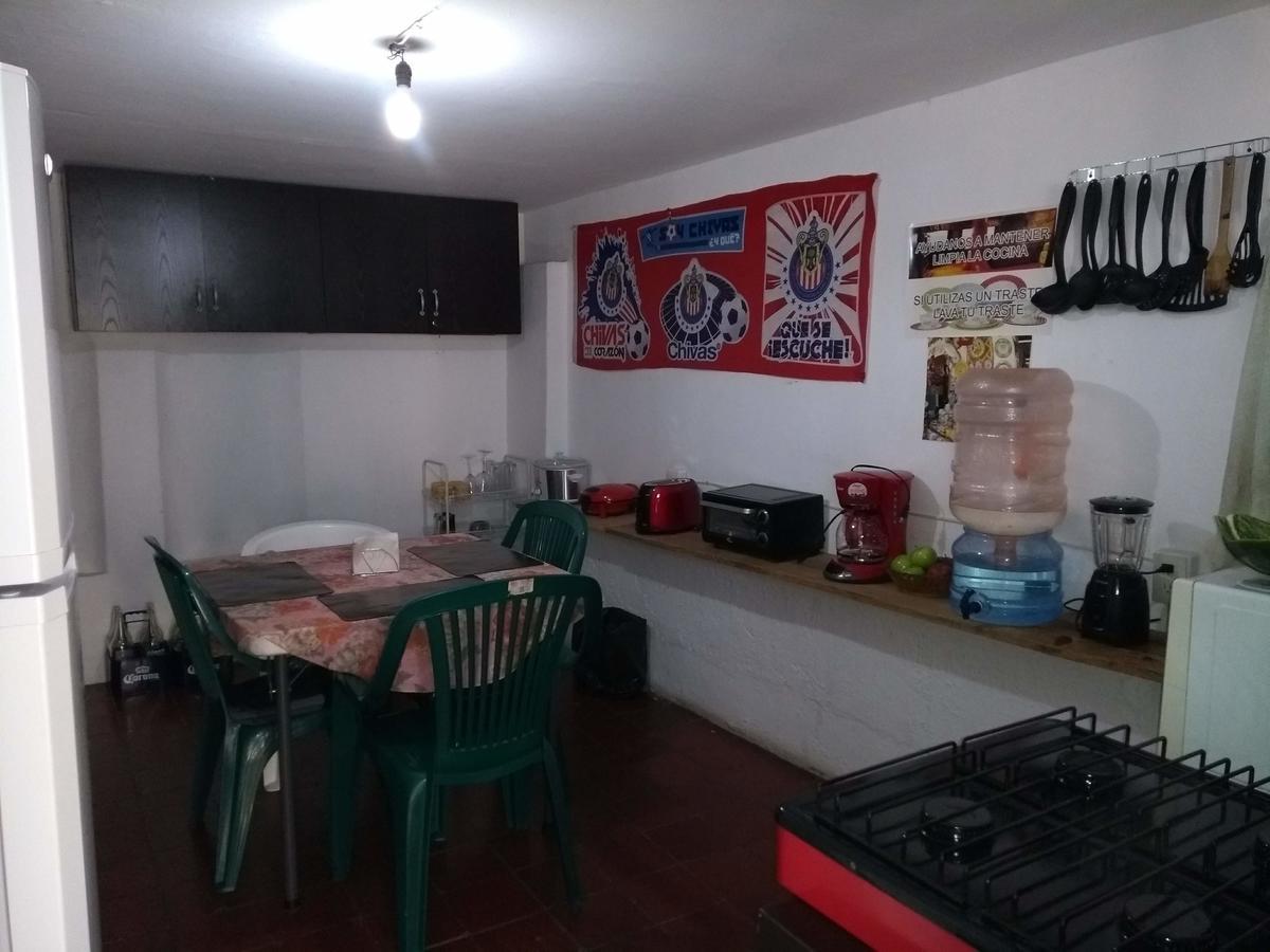 Hostal Casa Anita กัวดาลาฮารา ภายนอก รูปภาพ