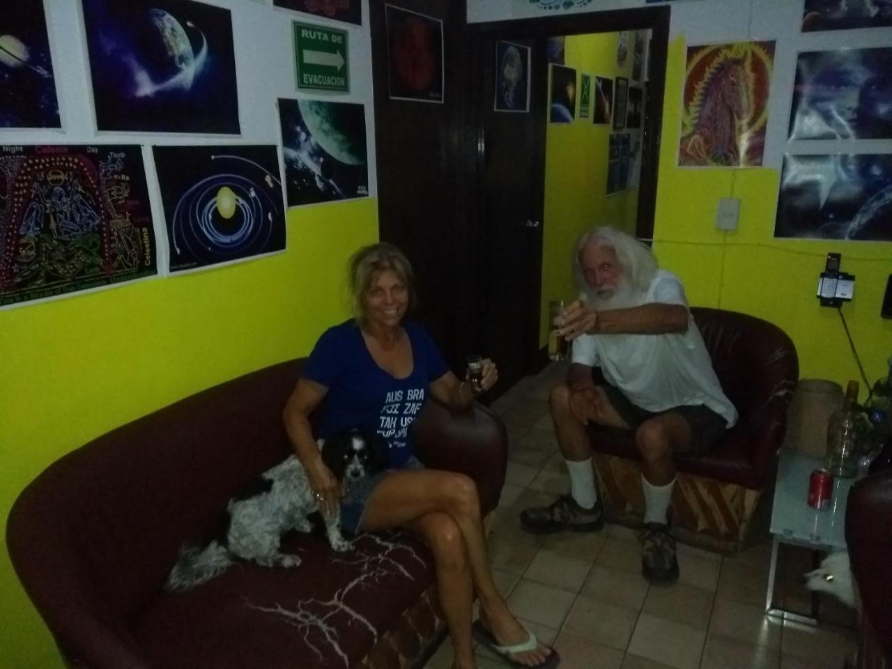 Hostal Casa Anita กัวดาลาฮารา ภายนอก รูปภาพ